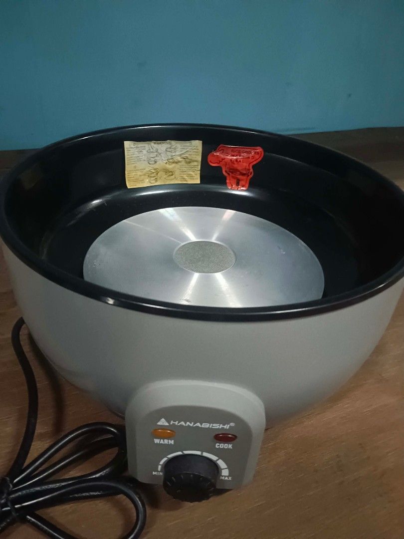 Hanabishi Multi Cooker HMC-550SS (Category: Cookers) located in Caloocan City. Submitted by cassandralohan (Listing ID 1452537958, Image 1). Description: - Hanabishi Multi-Cooker (Model: HMC-550SS) - Includes glass lid - Excellent working condition - Perfect for cooking rice and various dishes - Comes with original sales invoice - Includes warranty certificate - 1-year warranty on electrical parts - 3L capacity multi cooker for the dorm and used 