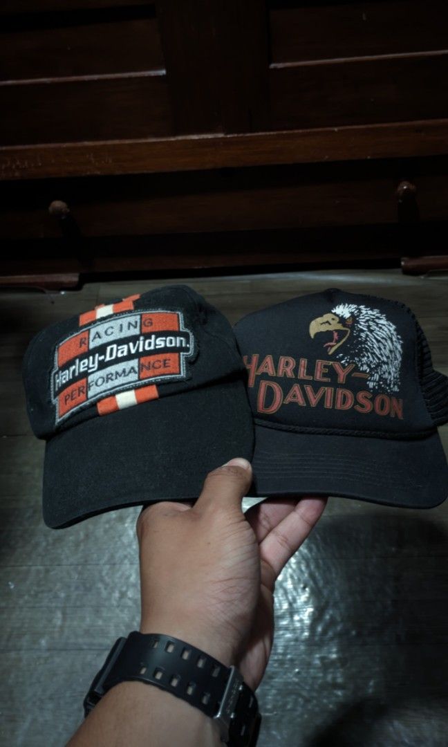 Harley Davidson Bundle Cap (Category: Caps & Hats) located in Manila. Submitted by segunda.mano.ph (Listing ID 1452603334, Image 1). Description: In Good Condition One size Fits All No hidden Issues.