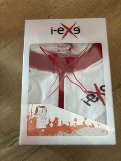 （分類：）位於 。 由 kathuris 提交（商品編號 1452540297，圖片 1）。簡介： 。