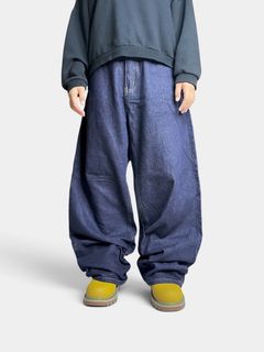 (Category: ) located in . Submitted by thrift.wrld (Listing ID 1452604044, Image 1). Description: .
