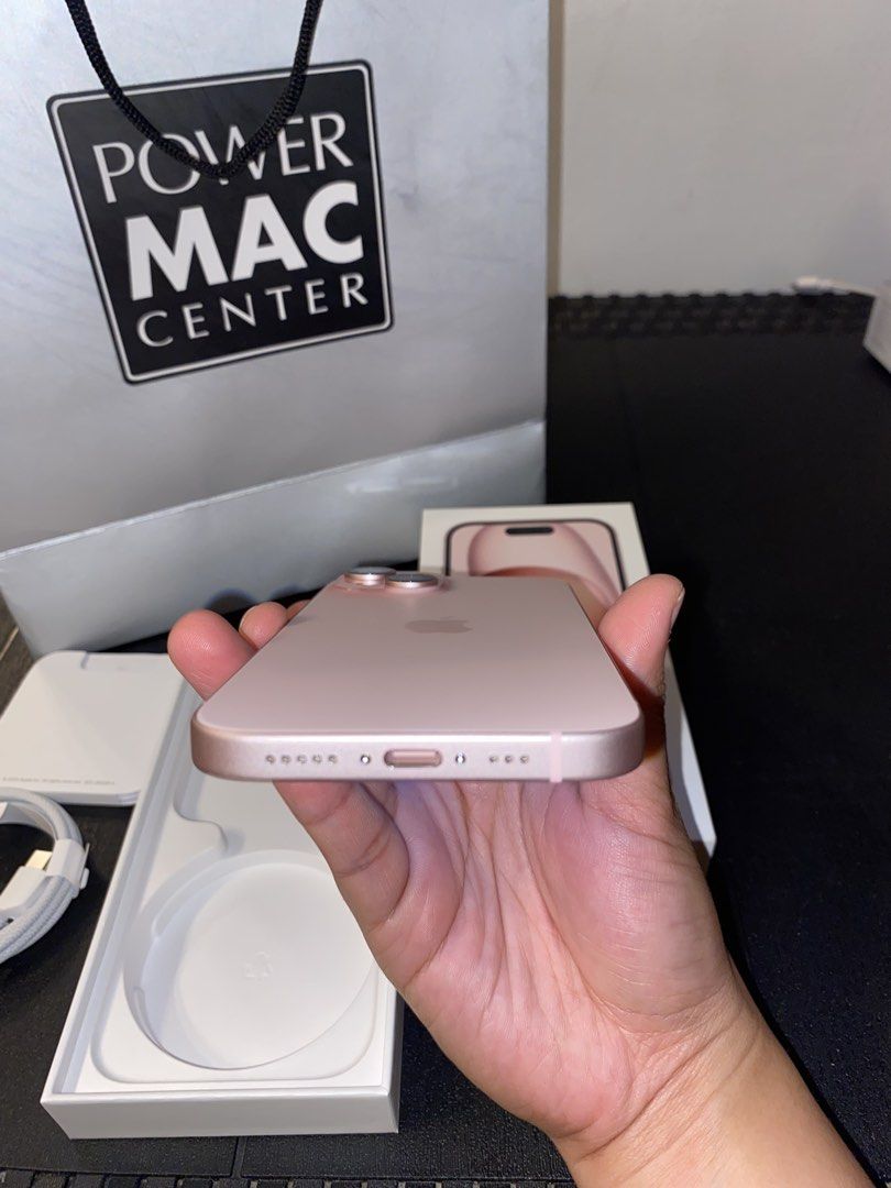 IPHONE 15 128GB BRAND NEW (Category: iPhone 15 Series) located in Manila. Submitted by macmb (Listing ID 1452694941, Image 3). Description: Iphone 15 128gb pink brand new as in bagong bukas from Powermac Philippines -no issue - 100% bh -reason for selling: prize from raffle -box and powermac paperbag.