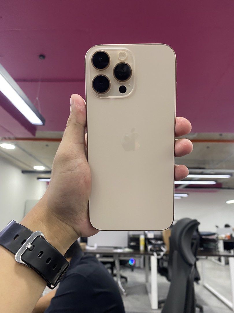 IPHONE 16 PRO MAX (Category: iPhone 16 Series) located in Kuala Lumpur. Submitted by sarahberrynice (Listing ID 1452529072, Image 2). Description: 📱IPHONE 16 PRO MAX📱 🔥 256GB 🔥 BH :91% 📌TELCO 📌DISPLAY UNK PART ( 70010 ) -RESERVE BOOKING: RM100 💵 Price: RM2499 TRADE IN ACCEPT✅ SWAP ACCEPT✅ JUAL DEVICE ACCEPT✅ POSTAGE AVAILABLE LALAMOVE AVAILABLE COD SENTUL/GOMBAK/SETAPAK/AMPANG/SETIAWANGSA/UKAYPERDANA 📩 Berminat? DM segera! Unit TERHAD – s
