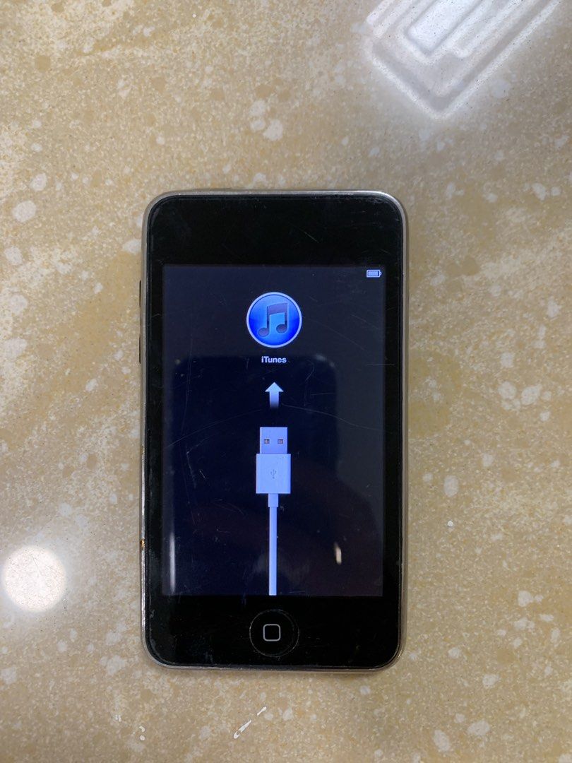 Ipod touch gen 2 jailbroken reset （分類：音樂播放裝置 MP3及CD Player）位於 Hong Kong。 由 lykeblue 提交（商品編號 1452633763，圖片 1）。簡介： 連充電及數據線 jailbroken及 reset過後如圖，需自行處理/當零件用。。