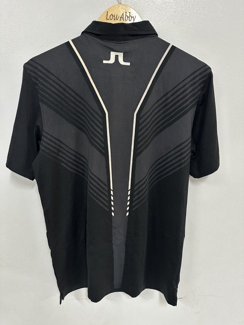 J. Linderberg Golf Polo Shirt (Category: Activewear) located in Mabalacat. Submitted by lasantia (Listing ID 1452550582, Image 3). Description: J. Lindeberg Golf Polo Shirt Size: Medium in tag Good as New 10/10 COLOR RATE NO ISSUE 👌 LOC: PAMPANGA.