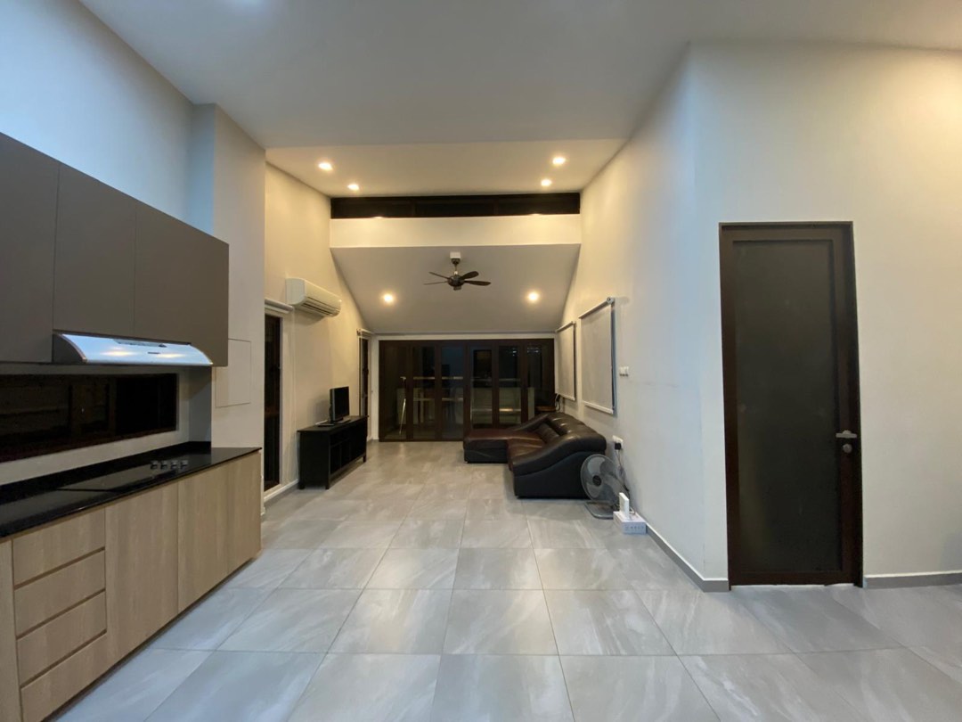 (Category: ) located in . Submitted by kris1808 (Listing ID 1417661526, Image 1). Description: .