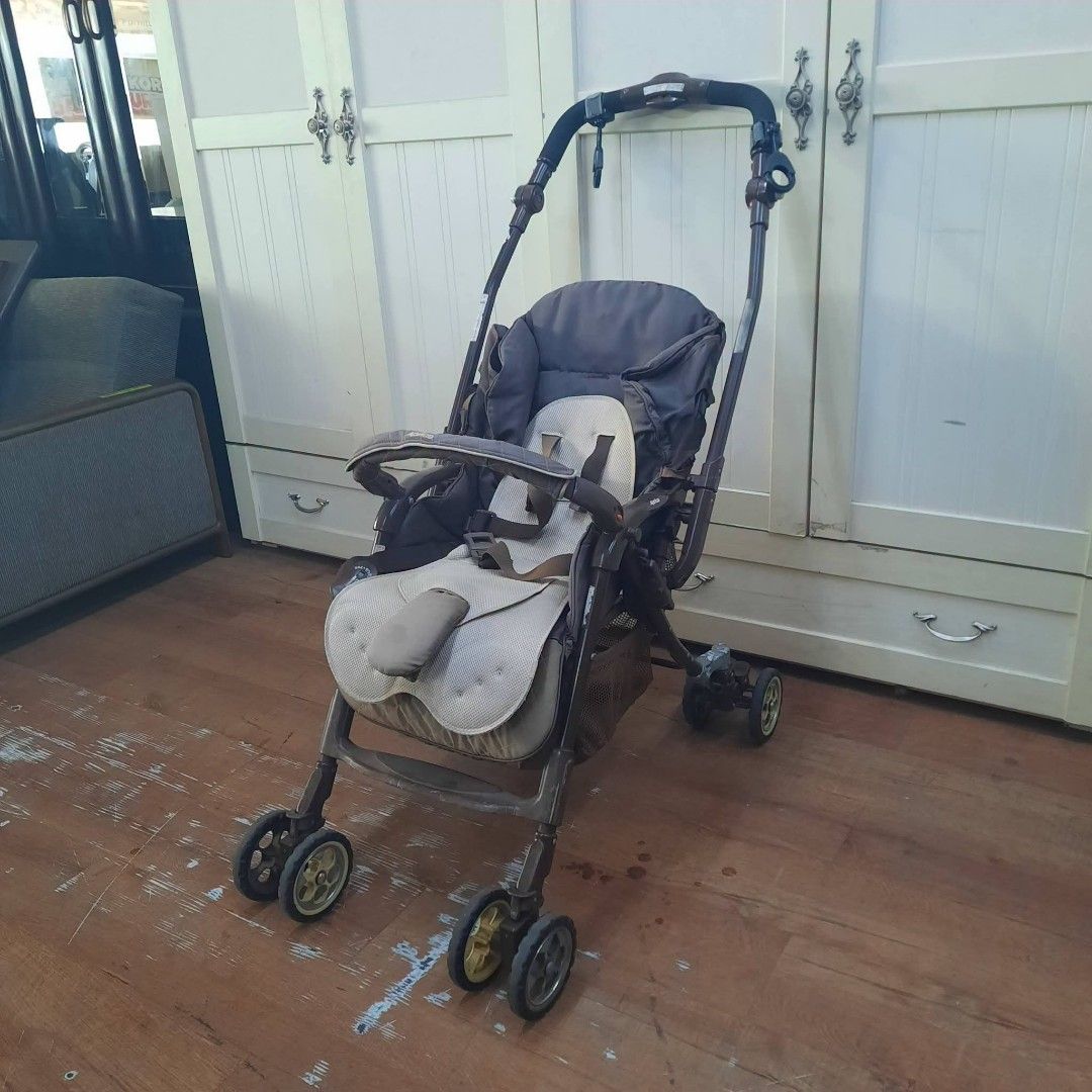 Japan Surplus APRICA stroller as is missing sunshade & belt (Category: Strollers) located in Paranaque City. Submitted by eu.kr.jpsurplus (Listing ID 1452584213, Image 2). Description: 💳 𝐌𝐨𝐝𝐞 𝐨𝐟 𝐏𝐚𝐲𝐦𝐞𝐧𝐭 ✅ QR Ph Credit Card ✅️ GCash ✅ BDO Bank Transfer ✅ BPI Bank Transfer 📍 𝙋𝙖𝙮𝙢𝙚𝙣𝙩 𝙞𝙨 𝙢𝙖𝙙𝙚 𝙪𝙥𝙤𝙣 𝙥𝙞𝙘𝙠-𝙪𝙥 𝙛𝙧𝙤𝙢 𝙪𝙨..