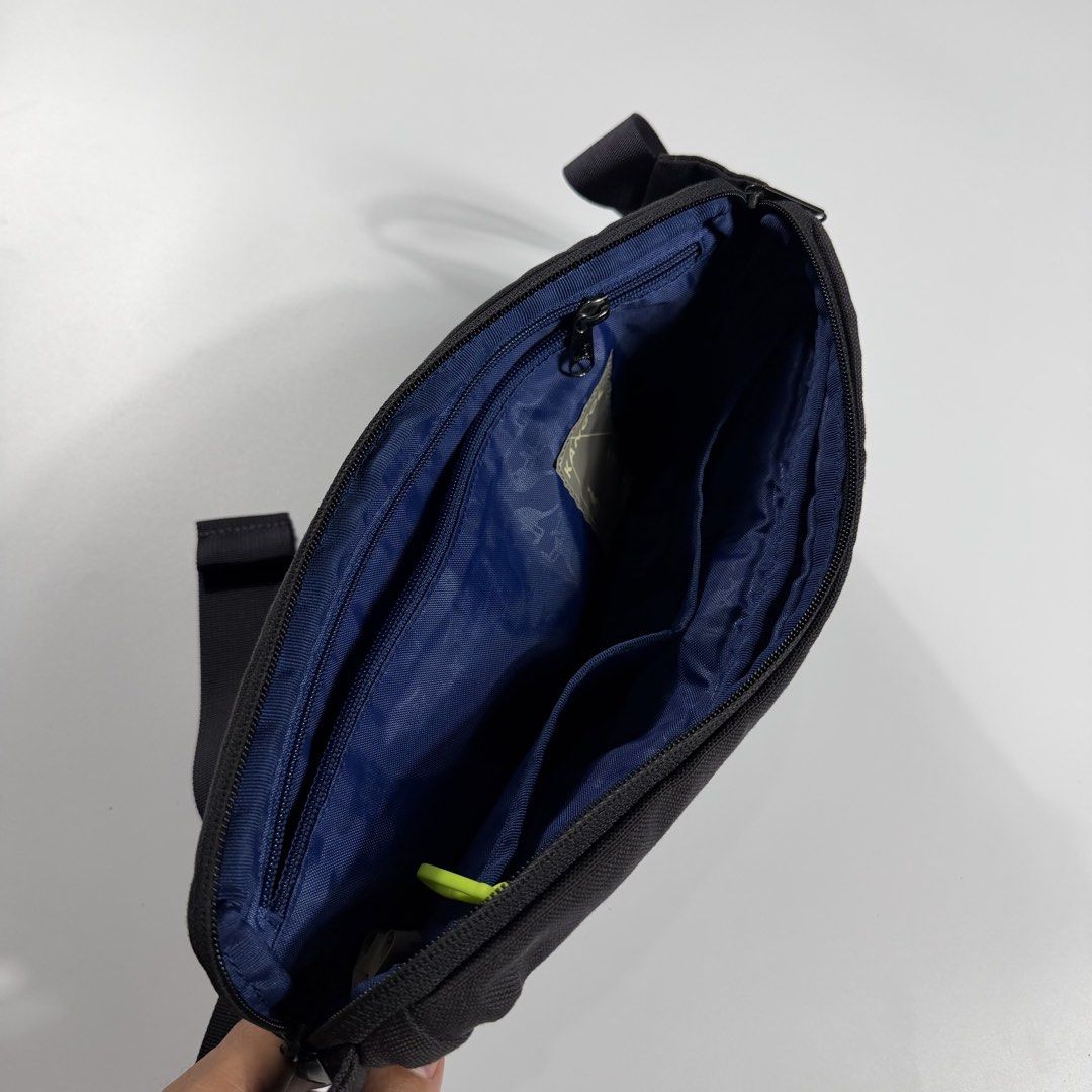 Kangol Peach Sling/Belt Bag (Category: Belt bags, Clutches and Pouches) located in Bacolod City. Submitted by freshstuff13 (Listing ID 1452691766, Image 3). Description: Kangol Belt Bag Good as new Check details on comment section 1200+sf DM if interested 📩.