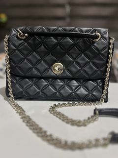 (Category: ) located in . Submitted by unnieskollegsyeononlineshop (Listing ID 1452644527, Image 1). Description: .