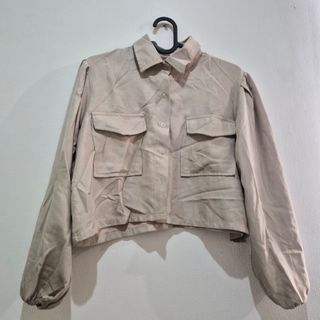 (Kategori: ) berada di . Dikirim oleh kraska (ID iklan 1452666041, Gambar 1). Deskripsi: .