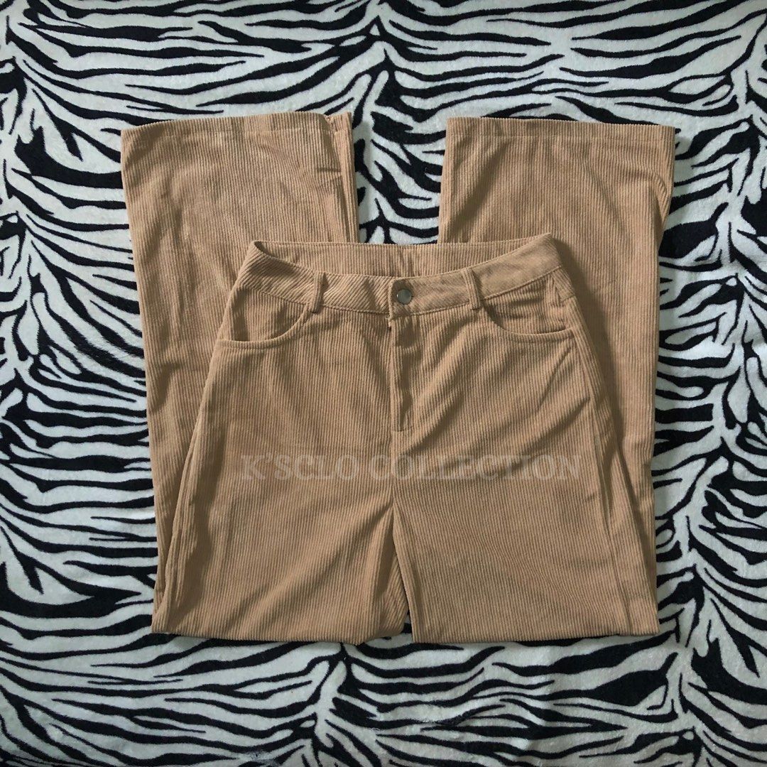 Khaki Corduroy Pants (Category: Other Bottoms) located in Muntinlupa City. Submitted by ksclocollection (Listing ID 1452674052, Image 1). Description: Tan corduroy straight pants. Ribbed texture for a retro, comfy, and stylish look. waist 26-27 | length 39.