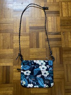 (Category: ) located in . Submitted by _thriftdropmy (Listing ID 1452688049, Image 1). Description: .