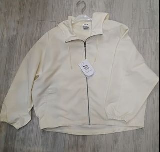 (Kategori: ) berada di . Dikirim oleh floreaa (ID iklan 1452628740, Gambar 1). Deskripsi: .