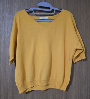 (Category: ) located in . Submitted by mvycloset (Listing ID 1452685788, Image 1). Description: .
