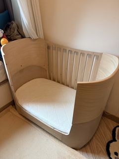 （分類：）位於 。 由 catastrofree 提交（商品編號 1452662810，圖片 1）。簡介： 。