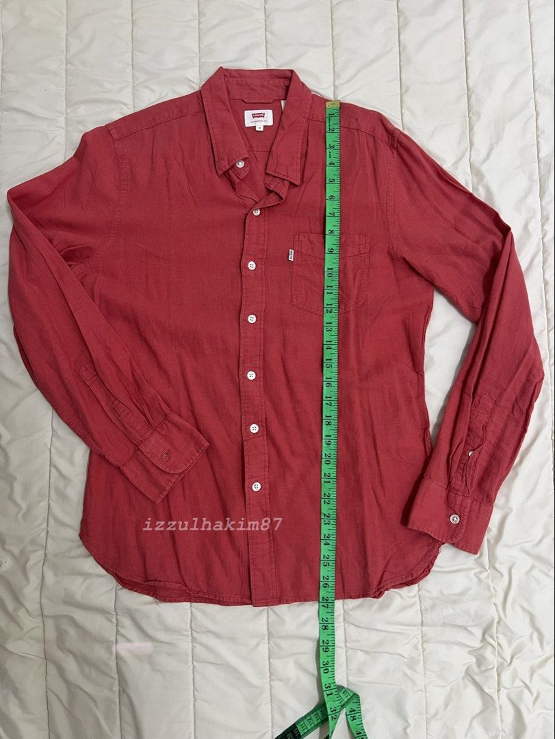 levis (Category: Activewear) located in Kota Bharu. Submitted by izzulhakim87 (Listing ID 1452580405, Image 3). Description: kemeja levis tag s made in vietnam 👉🏻 pit - 20 👉🏻 L - 27 berminat chat...👌🏻.