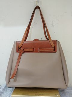 （分類：）位於 。 由 klaire123 提交（商品編號 1452697184，圖片 1）。簡介： 。