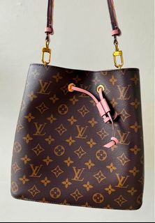 (Category: ) located in . Submitted by drthriftone (Listing ID 1452552165, Image 1). Description: .