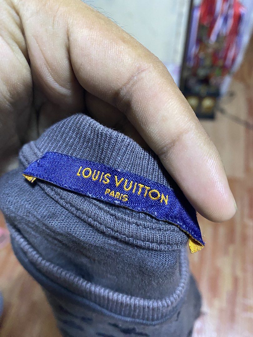 Louis Vuitton Monogram T-Shirt (Category: Luxury Apparel) located in San Jose del Monte. Submitted by dripfromthrift2 (Listing ID 1452510623, Image 3). Description: - Authentic Grey Louis Vuitton T-Shirt - All-over Monogram Print - Crew Neck, Short Sleeves - Made in Japan - Size: L - Ideal for Louis Vuitton fans.