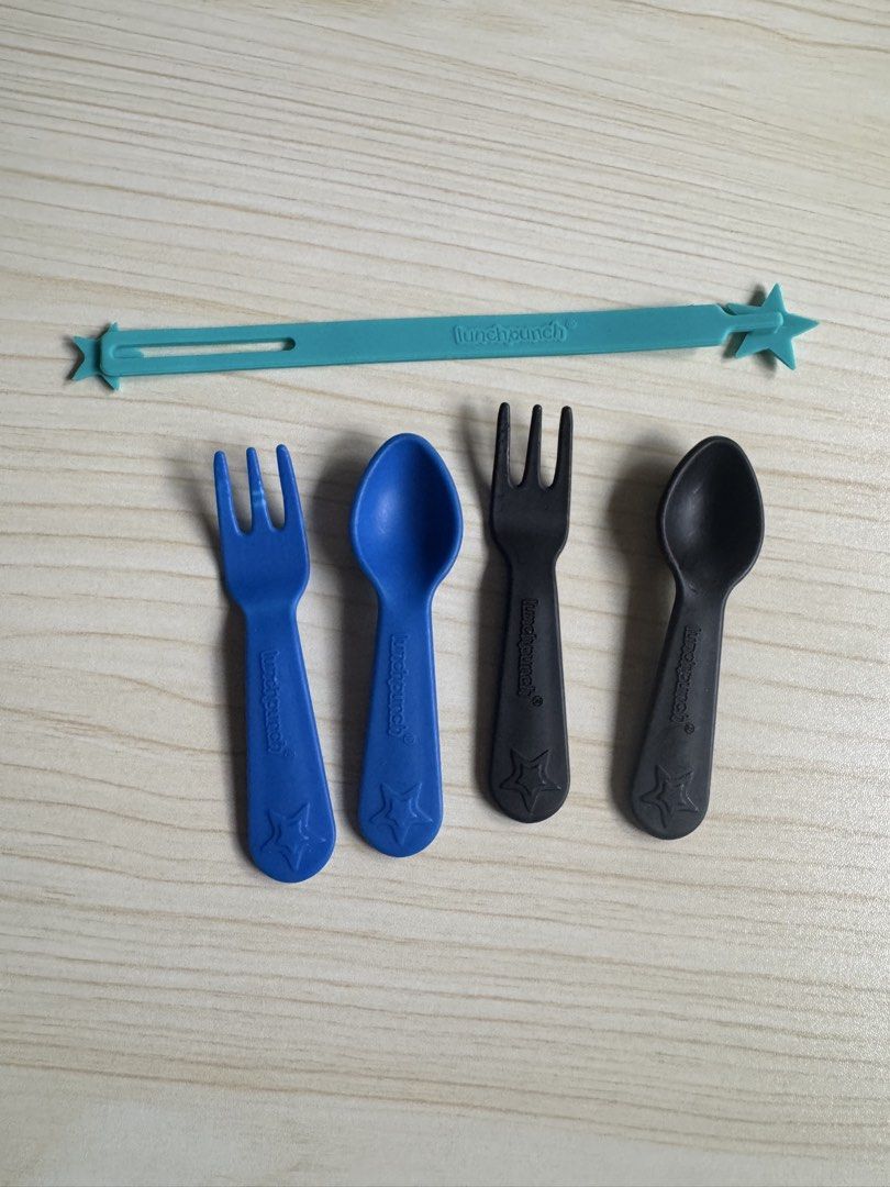 Lunch punch small utensils and wrap band set (Category: Other Kitchenware & Tableware) located in Quezon City. Submitted by big_fat_momma (Listing ID 1452520644, Image 1). Description: hindi ko na kasi mahanap un iba kaya selling this as set.