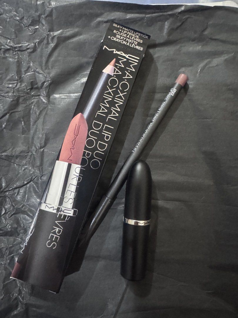 MAC Lip Duo Lipstick + Lip Pencil (Category: Makeup) located in Manila. Submitted by paperthread (Listing ID 1452682986, Image 2). Description: - MAC Lip Duo set in Velvet Teddy - Includes silky matte lipstick and lip pencil - Shade: Nude-pink - Versatile for everyday or evening looks - Achieve a perfect pout.
