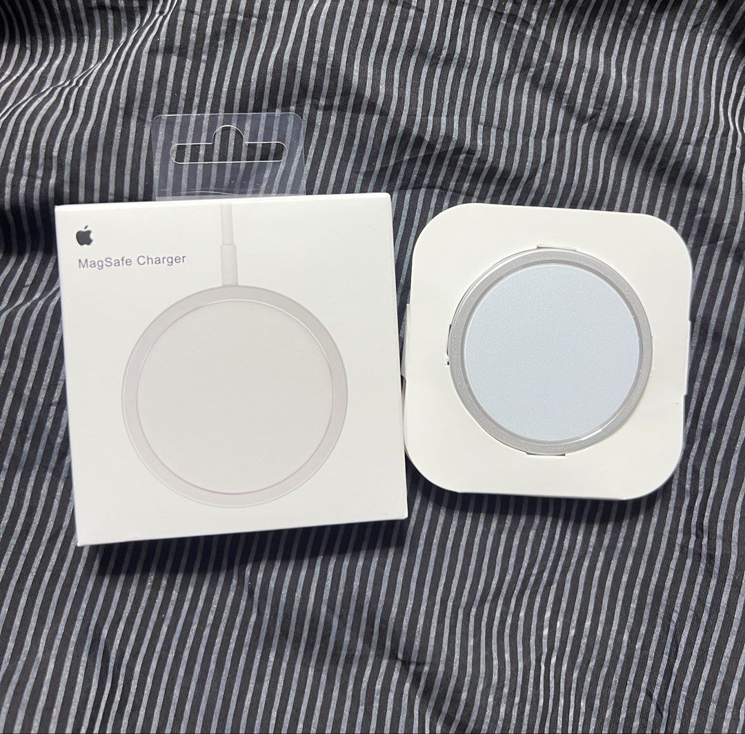 Magsafe Charger iPhone (Category: Chargers & Cables) located in Manila. Submitted by as_onlineshop11 (Listing ID 1452689051, Image 1). Description: .