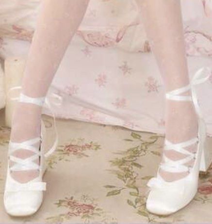 Mary Jane Heels (Category: Sandals) located in Pasay City. Submitted by sserajennifer (Listing ID 1452568961, Image 1). Description: original price is around 1100 in sheinn used once langg.