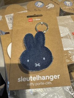 （分類：）位於 。 由 argubay 提交（商品編號 1452686278，圖片 1）。簡介： 。