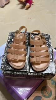(Category: ) located in . Submitted by zz_preloved_ (Listing ID 1452617395, Image 1). Description: .