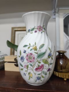 (Category: ) located in . Submitted by thriftteata (Listing ID 1452602071, Image 1). Description: .