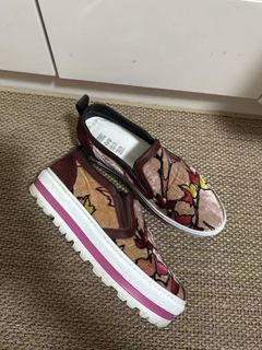 （分類：）位於 。 由 wongkaying33698 提交（商品編號 1452615903，圖片 1）。簡介： 。