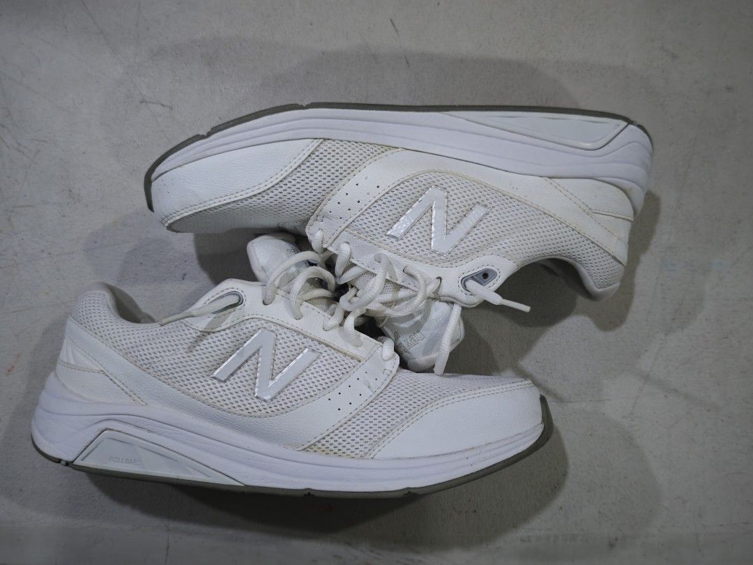 New Balance 928v2 B Mesh (Category: Sneakers) located in Manila. Submitted by vitseal (Listing ID 1452536308, Image 2). Description: Size 11 B Women's will fit Size 9 Men's No box Location: Sampaloc, Welcome Rotonda.