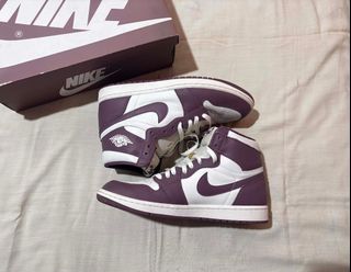 (Category: ) located in . Submitted by ice_sole (Listing ID 1452510235, Image 1). Description: .