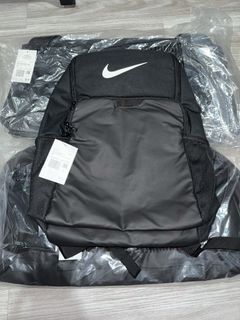 (Category: ) located in . Submitted by snkrsm (Listing ID 1452683807, Image 1). Description: .