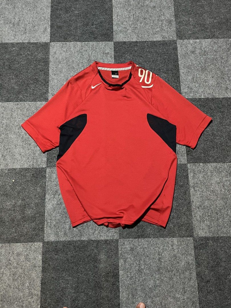 Nike Total 90 training jersey (Category: Activewear) located in Naga. Submitted by kots_rojan (Listing ID 1452652983, Image 1). Description: in excellent condition size L-xl issue sa neckline complete tags color rate 10/10.