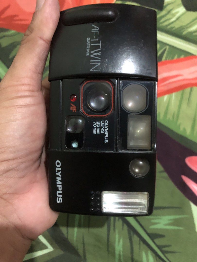 Olympus AF-1 twin (Category: Cameras) located in Quezon City. Submitted by markgolveo (Listing ID 1452516151, Image 2). Description: Olympus AF-1 twin For parts out repairs Untested unit for collection or display.