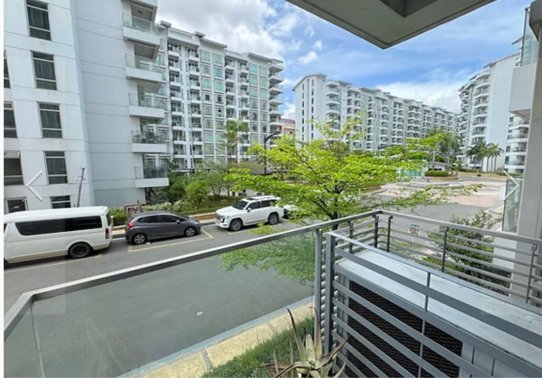 (Category: ) located in . Submitted by spacebankrealty2406 (Listing ID 1452516988, Image 1). Description: .