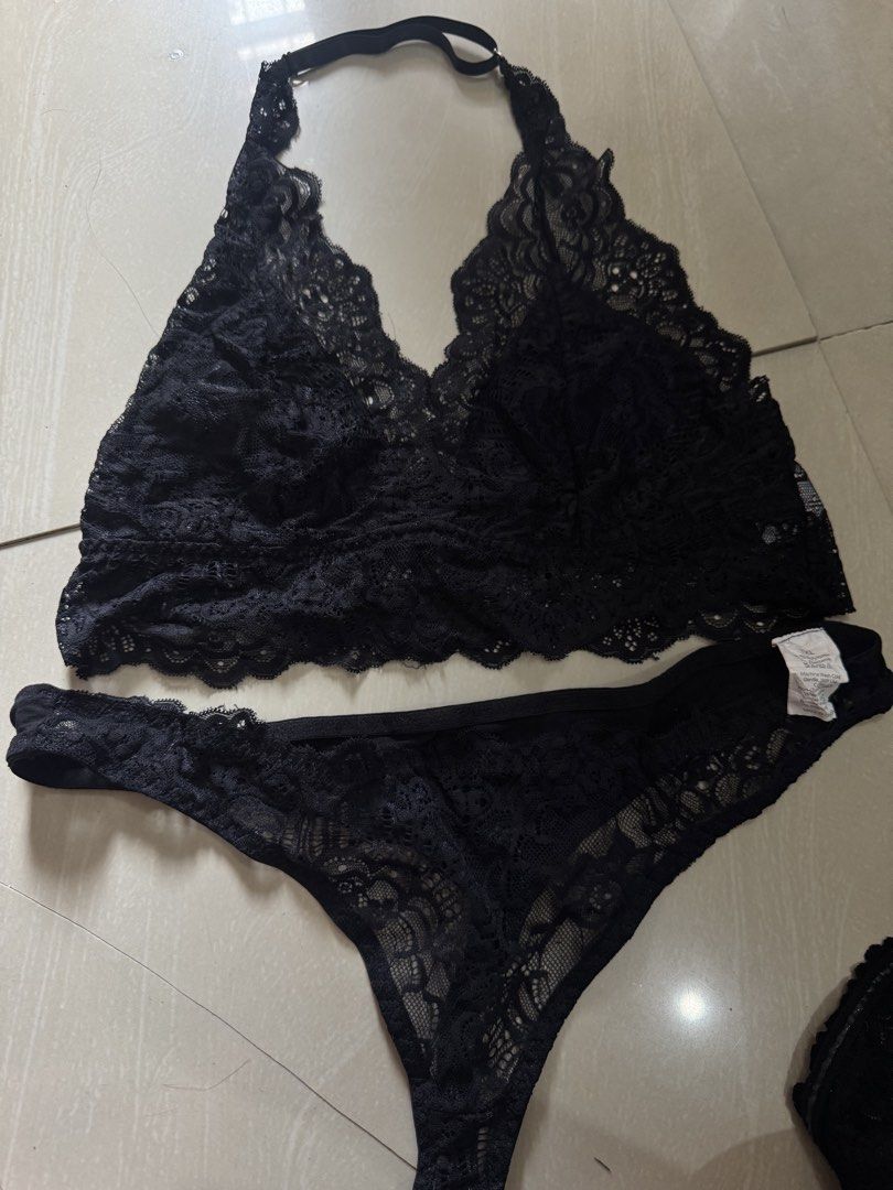 Plus Size Black Lace Lingerie Set (Category: Undergarments & Loungewear) located in Valenzuela. Submitted by cutratemnl (Listing ID 1452519395, Image 3). Description: .