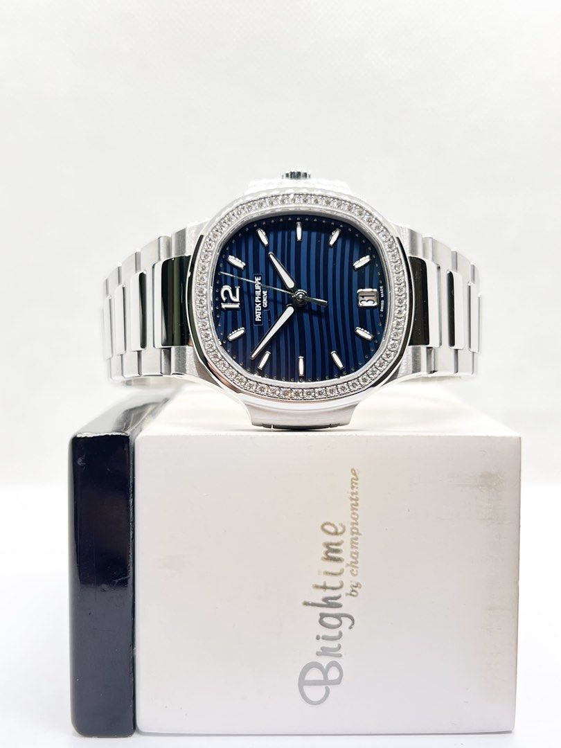 Pre Owned Patek Philippe Nautilus 7118/1200A-001 Blue Dial Automatic Steel Casing Bracelet ( June 19 ) (Category: Watches) located in Singapore. Submitted by brightime (Listing ID 1452632535, Image 2). Description: Pre Owned Patek Philippe Nautilus 7118/1200A-001 Blue Dial Automatic Steel Casing Bracelet ( June 19 ) ** Pre-Owned ** ** Mint Condition ** Model : 7118/1200A-001 Also known as : Nautilus Case size : 35.2mm Dial : Blue Dial With Lumino