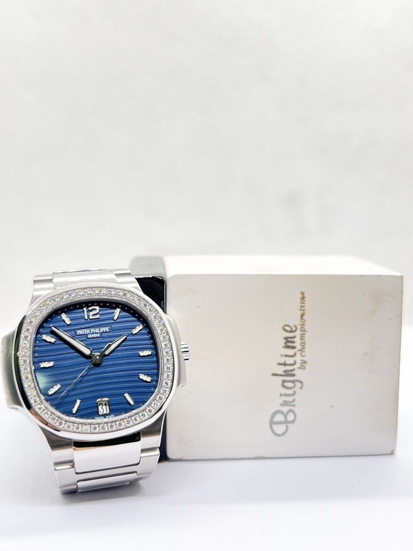 Pre Owned Patek Philippe Nautilus 7118/1200A-001 Blue Dial Automatic Steel Casing Bracelet ( June 19 ) (Category: Watches) located in Singapore. Submitted by brightime (Listing ID 1452632535, Image 3). Description: Pre Owned Patek Philippe Nautilus 7118/1200A-001 Blue Dial Automatic Steel Casing Bracelet ( June 19 ) ** Pre-Owned ** ** Mint Condition ** Model : 7118/1200A-001 Also known as : Nautilus Case size : 35.2mm Dial : Blue Dial With Lumino
