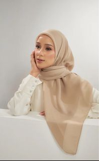 (Category: ) located in . Submitted by raaisma95 (Listing ID 1446919363, Image 1). Description: .