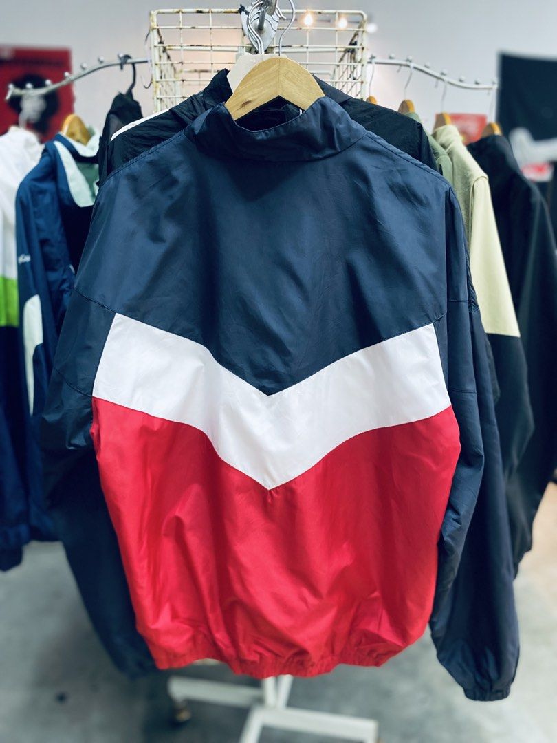 Pull & Bear Track Jacket (Category: Coats, Jackets and Outerwear) located in Johor Bahru. Submitted by leftsidebarbershop (Listing ID 1452514127, Image 2). Description: used good condition size XL pit 25/28 Walk in Leftside Barbershop Tebrau City Residence JB Cod,postage on✅ 📲018-4657677 .