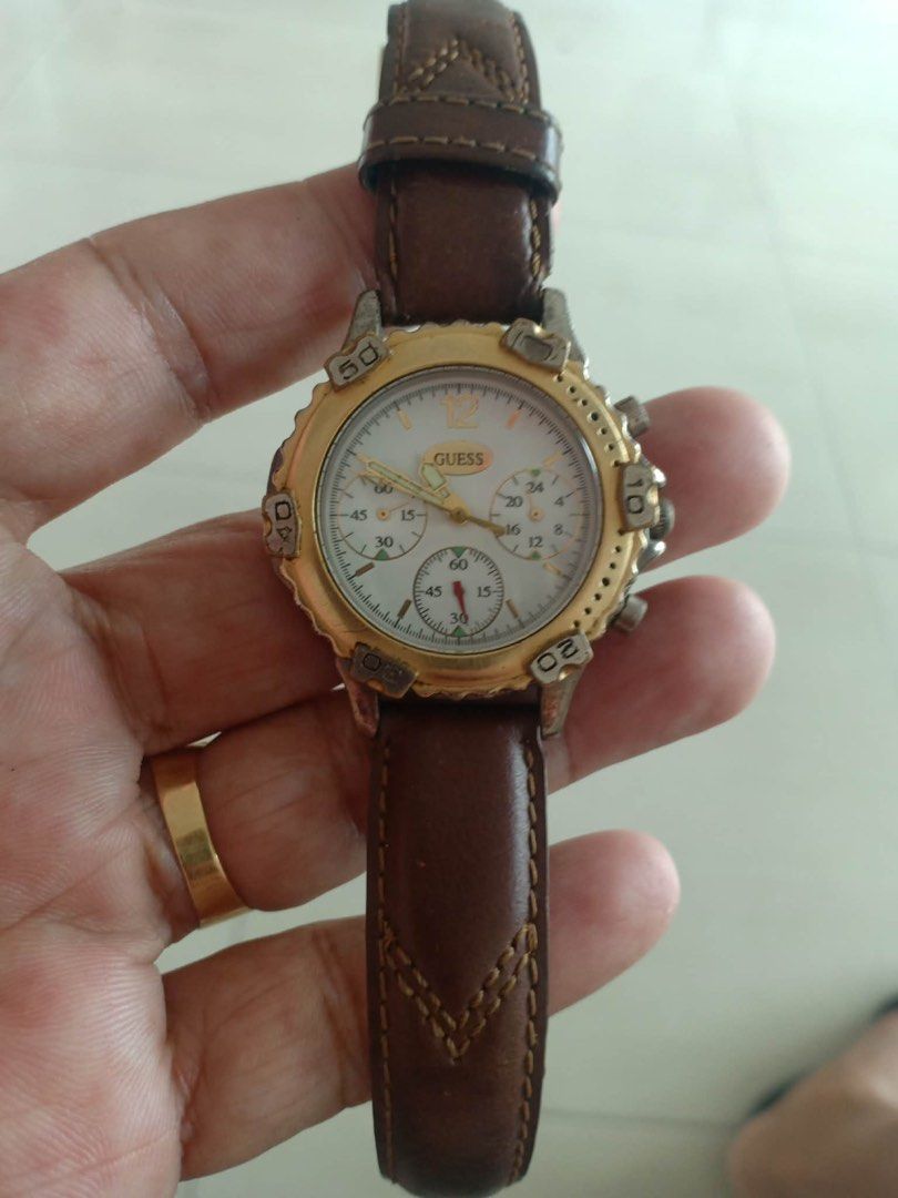 Guess watch (Category: Men's Watches) located in Paranaque City. Submitted by obin08 (Listing ID 1452693704, Image 1). Description: pre loved.