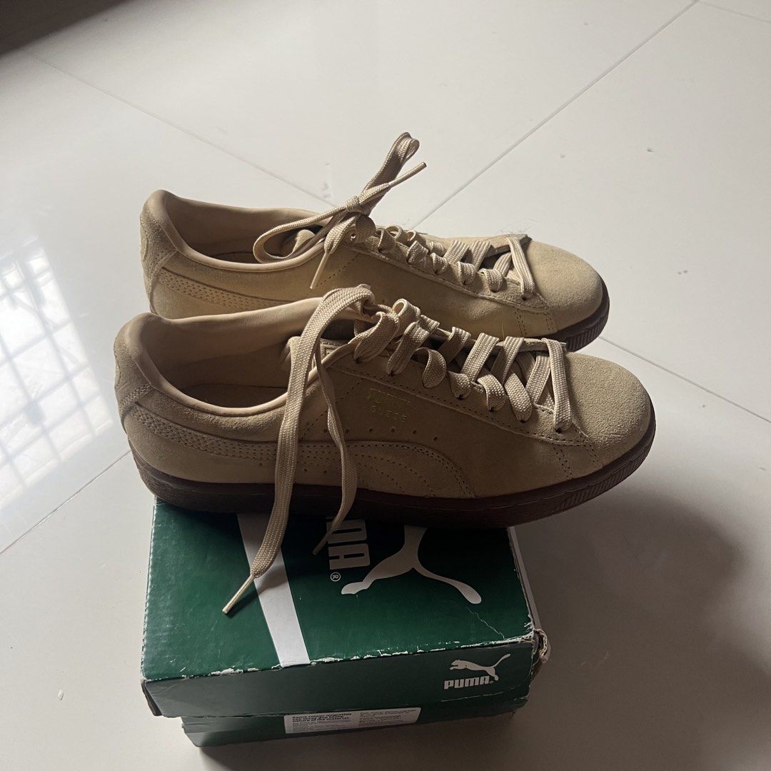 PUMA Suede Gum Shoes (Category: Sneakers) located in Batangas. Submitted by bebot943 (Listing ID 1452555348, Image 2). Description: RFS: size too big - puma suede gum color pebble - no returns/exchanges/refunds - meetup: carmona city/batangas city - shipping: shouldered by buyer.