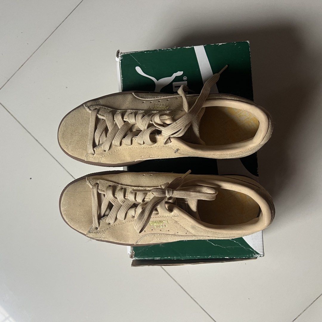 PUMA Suede Gum Shoes (Category: Sneakers) located in Batangas. Submitted by bebot943 (Listing ID 1452555348, Image 3). Description: RFS: size too big - puma suede gum color pebble - no returns/exchanges/refunds - meetup: carmona city/batangas city - shipping: shouldered by buyer.