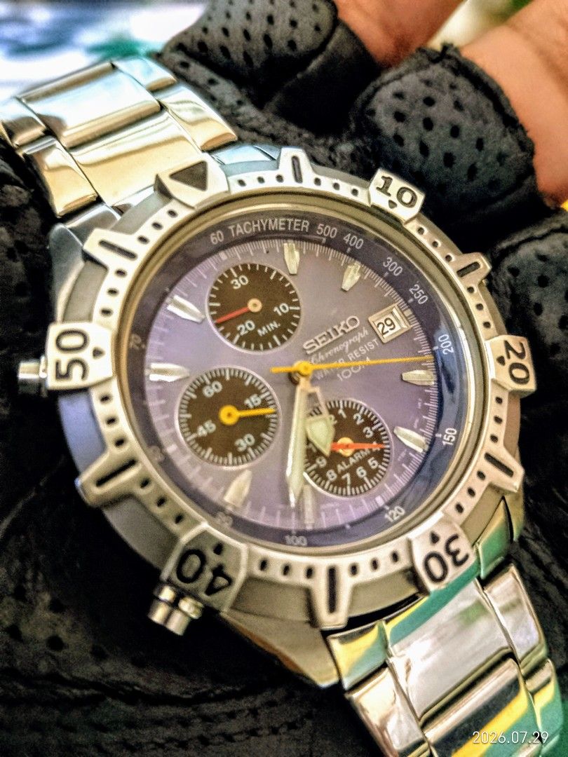 rare Seiko Chronograph ( Snowflake ) (Category: Men's Watches) located in Baguio. Submitted by kuysted_79 (Listing ID 1452628547, Image 2). Description: rare vintange Seiko Chronograph @ Mint Condition Caliber : 7T32 - 6M20 ( Quartz ) Excellent Condition 42mm Case Stainless Steel 37mm Sunburst Lavander Dial Rotating Bezel Seconds Chrono / Minute Chrono / Alarm Chrono All in Function. Date Adjust Function Luminous Indices and hands with Seiko Stai