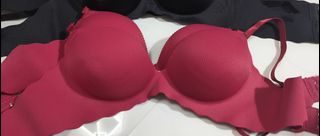 (Category: ) located in . Submitted by closetclearancestealdelooks (Listing ID 1452637152, Image 1). Description: .