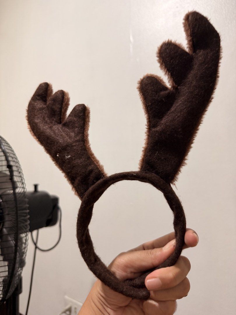 reindeer antler headband (Category: Hair Accessories) located in Quezon City. Submitted by cookiecreammm (Listing ID 1452687075, Image 2). Description: .