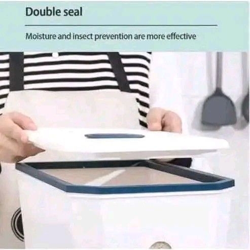 rice dispenser 8kg (Category: Pitchers & Dispensers) located in Manila. Submitted by asstditems (Listing ID 1452696602, Image 2). Description: .