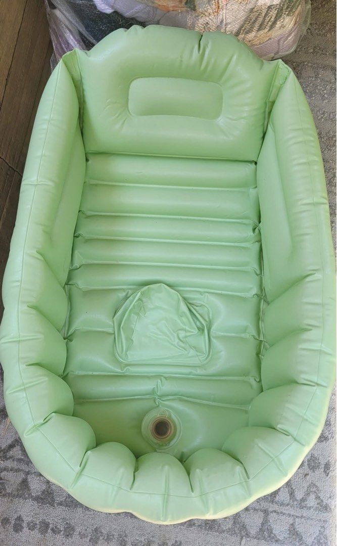 RICHELL BABY BATHTUB NEW (Category: Bathtub & Bath Accessories) located in Sablan. Submitted by gongonshelley12 (Listing ID 1452629818, Image 2). Description: 👉👉300 each ONLY 👈👈 FIRST TO PAY, FIX PRICE SUPER SALE!!! GCASH NOW RICHELL INFLATABLE BABY BATHTUB NEW NEW NEW EASY TO STORE AND CARRY, MAGANDA DALHIN PAG MAGTA-TRAVEL KAYO GREEN OR PINK AVAIL.