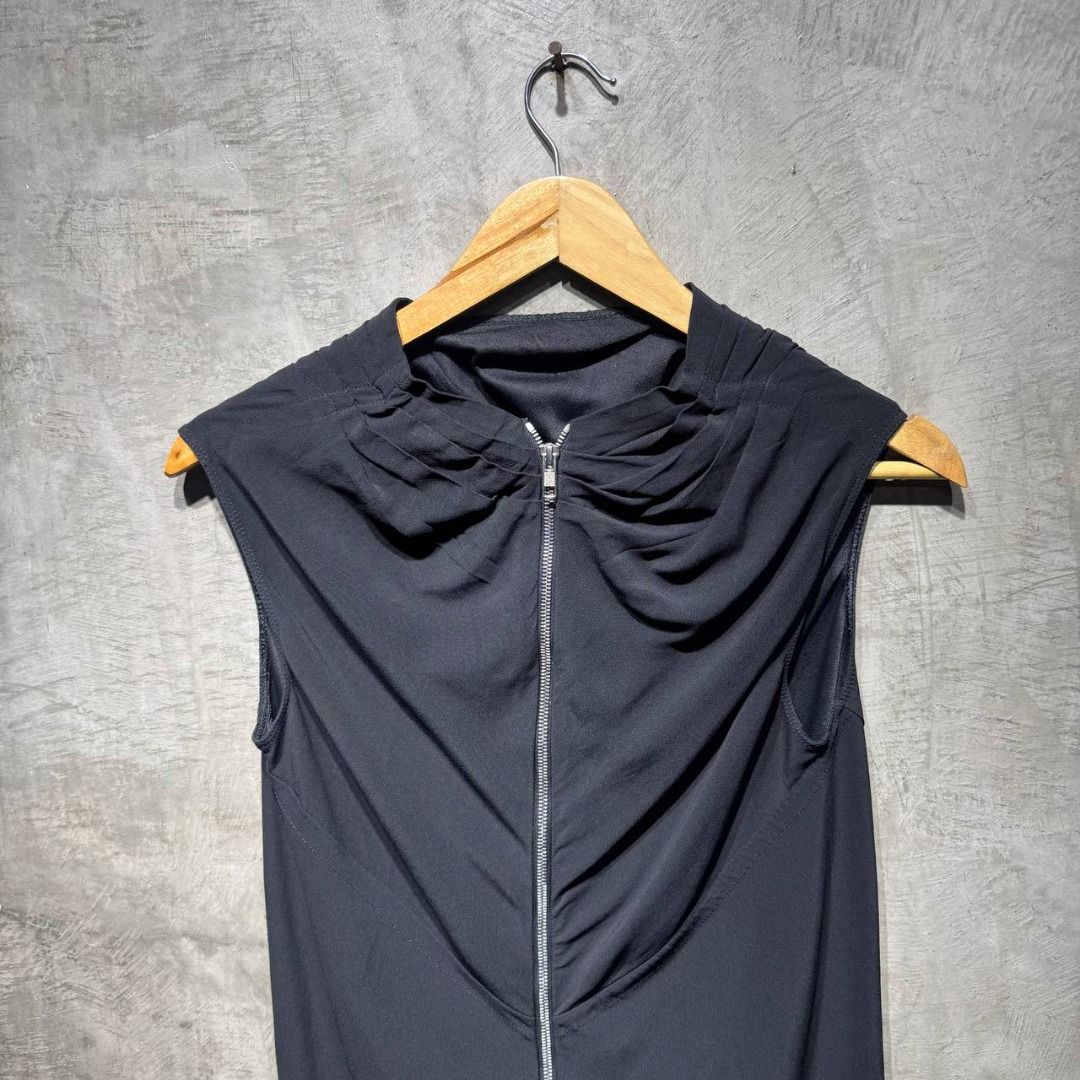 Rick Owens Bonnie Acetate –Blend Blouse (Category: Luxury Apparel) located in Quezon City. Submitted by johnpaulperezzz (Listing ID 1452571323, Image 2). Description: NAME: Rick Owens Bonnie Acetate –Blend Blouse COLOR: Black SIZE: 44 FIT: XS Dimension: Width: 17 Length: 27 Shoulder: 15 Sleeves: 0 Hem: 19 CONDITION: 9/10 ISSUE: -none PRICE: 12k .